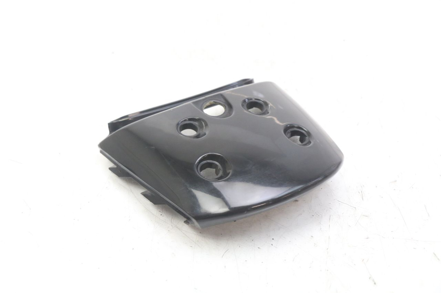 photo de REAR FAIRING JUNCTION SYM JET EURO X 2T 50 (2003 - 2007) - Alternative perspective