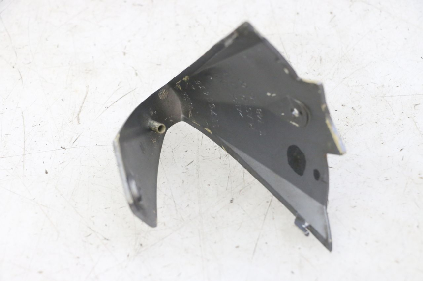 photo de REAR MIDDLE PANEL PEUGEOT JET FORCE CARBU 50 (2003 - 2016) - Component detail