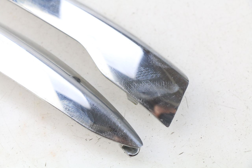 photo de REAR FAIRING JUNCTION PIAGGIO LIBERTY IGET 4T 50 (2015 - 2020) - Alternative perspective