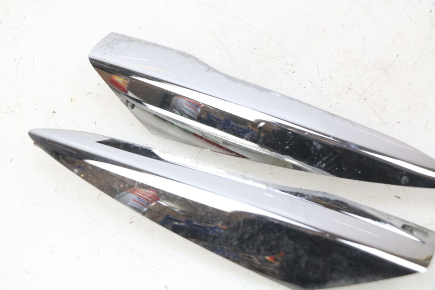 photo de REAR FAIRING JUNCTION PIAGGIO LIBERTY IGET 4T 50 (2015 - 2020) - Component detail