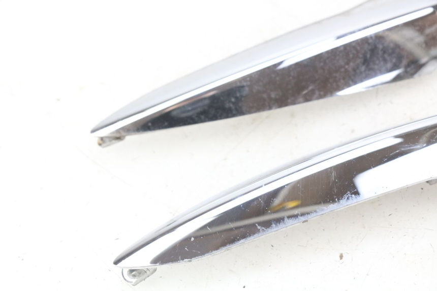 photo de REAR FAIRING JUNCTION PIAGGIO LIBERTY IGET 4T 50 (2015 - 2020) - Surface and material condition