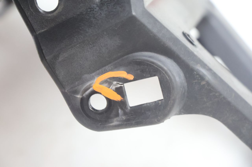 photo de REAR MIDDLE PANEL PEUGEOT LUDIX BLASTER 50 (2006 - 2014) - Technical close-up