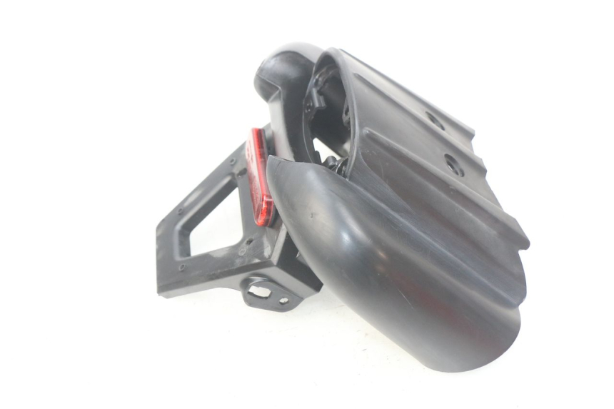 photo de REAR FAIRING JUNCTION PEUGEOT LUDIX 50 (2008 - 2017) - Zoom on usage condition