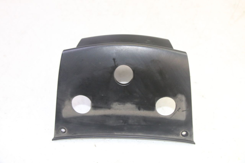 photo de REAR MIDDLE PANEL PIAGGIO MP3 HPE 350 (2018 - 2020) - Alternative perspective