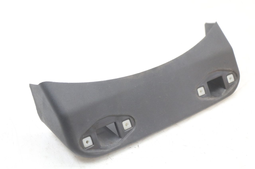 photo de REAR FAIRING JUNCTION PIAGGIO MP3 LT 400 (2007 - 2012) - Component detail