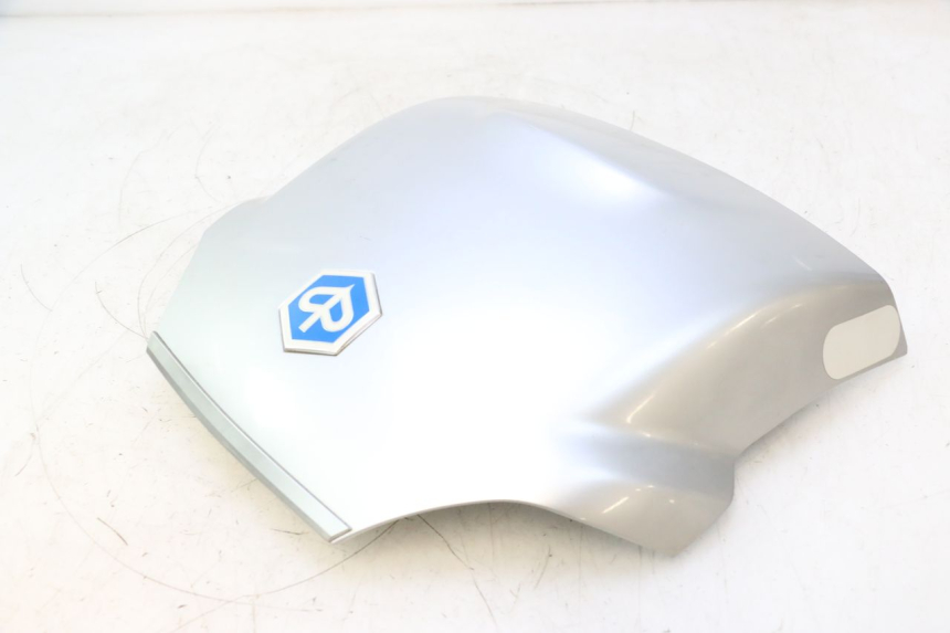 photo de REAR FAIRING JUNCTION PIAGGIO MP3 LT 300 (2010 - 2016) - Additional view of the item