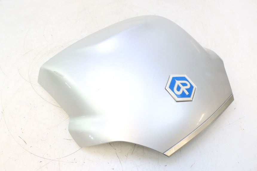 photo de REAR FAIRING JUNCTION PIAGGIO MP3 LT 300 (2010 - 2016) - Technical close-up