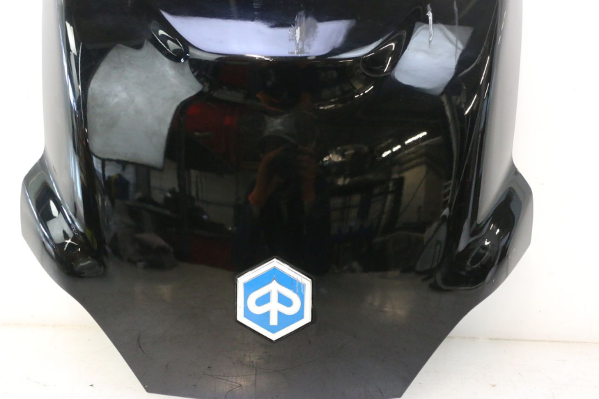 photo de REAR FAIRING JUNCTION PIAGGIO MP3 125 (2006 - 2014) - Distinctive features