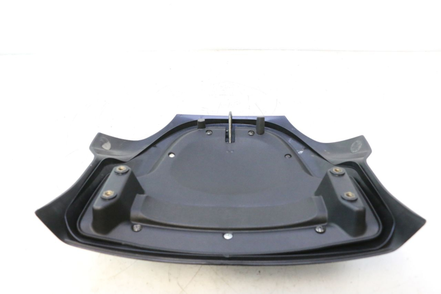 photo de REAR FAIRING JUNCTION PIAGGIO MP3 125 (2006 - 2014) - Product overview