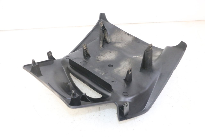 photo de REAR MIDDLE PANEL HONDA NTV DEAUVILLE ABS 700 (2007 - 2016) - Technical close-up