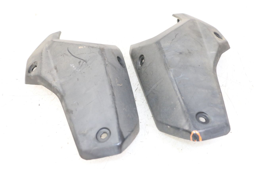 photo de REAR FAIRING JUNCTION PEUGEOT KISBEE 4T 50 (2018 - 2022) - Technical close-up