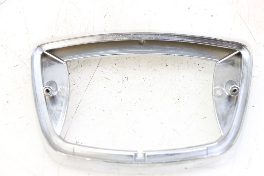 photo de REAR MIDDLE PANEL PIAGGIO VESPA LX IE 125 (2010 - 2012) - Component detail