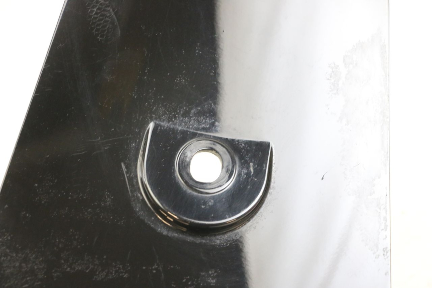 photo de REAR FAIRING JUNCTION DAELIM S3 125 (2010 - 2017) - Component detail