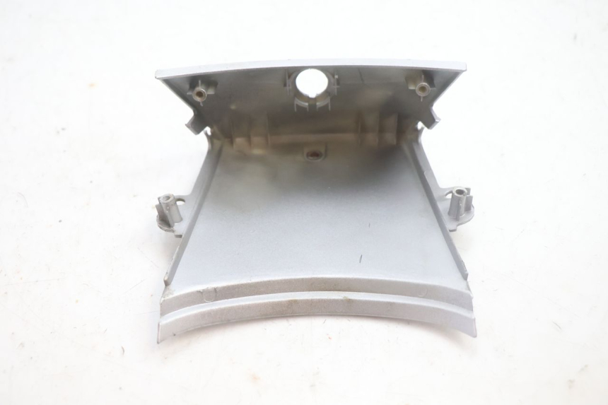 photo de REAR FAIRING JUNCTION HONDA SCV LEAD 100 (2003 - 2007) - Product overview