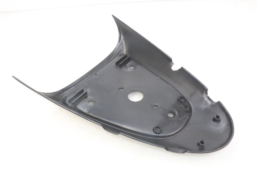 photo de REAR FAIRING JUNCTION APRILIA SR LC 50 (1997 - 2004) - Zoom on usage condition