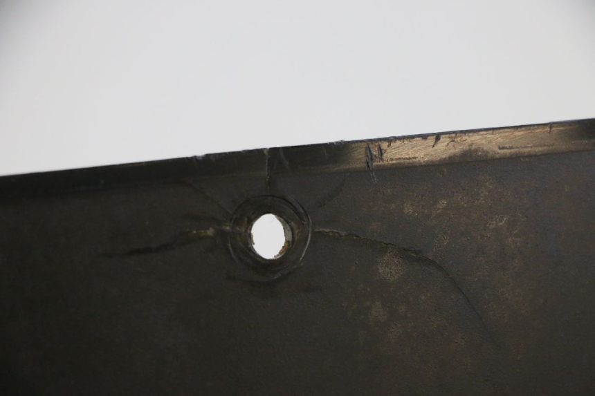 photo de REAR UPPER MIDDLE PANEL BMW C1 125 (2000 - 2003) - Zoom on usage condition