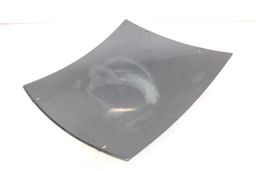 photo de REAR UPPER MIDDLE PANEL BMW C1 125 (2000 - 2003) - Fixing points details