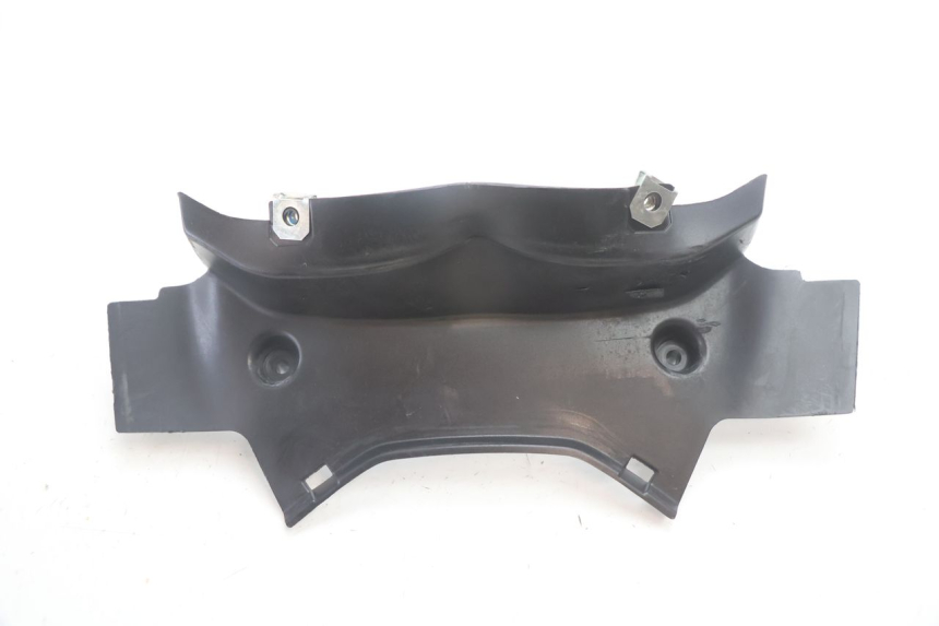 photo de REAR UPPER MIDDLE PANEL BMW C SPORT 650 (2015 - 2021) - Zoom on usage condition