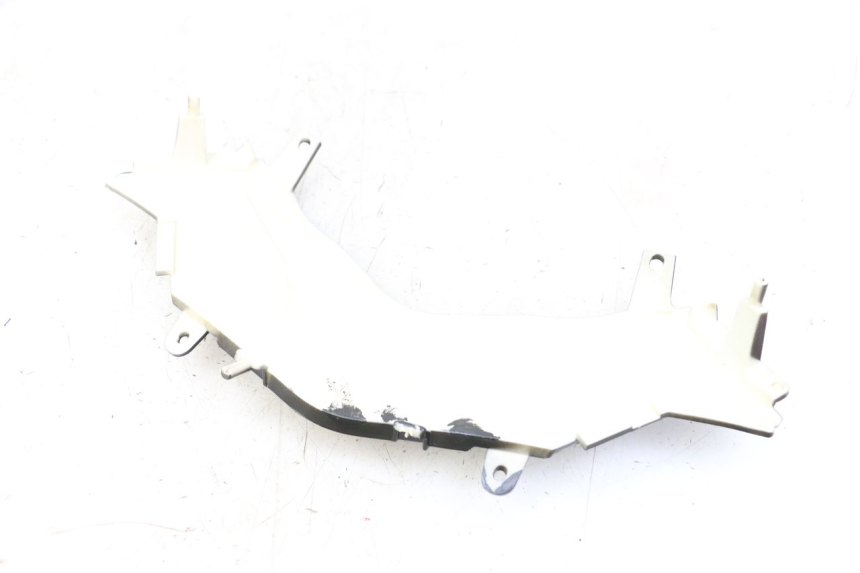 photo de REAR UPPER MIDDLE PANEL EBROH BRAVO GLE 1 (2020 - 2024) - Alternative perspective