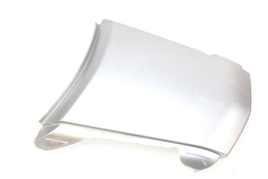 photo de UPPER REAR FAIRING JUNCTION HONDA FES PANTHEON 2T 125 (1998 - 2002) - Alternative perspective