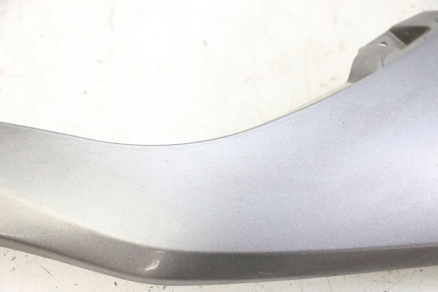 photo de REAR UPPER MIDDLE PANEL HONDA FORZA ABS 300 (2013 - 2017) - Checked used part