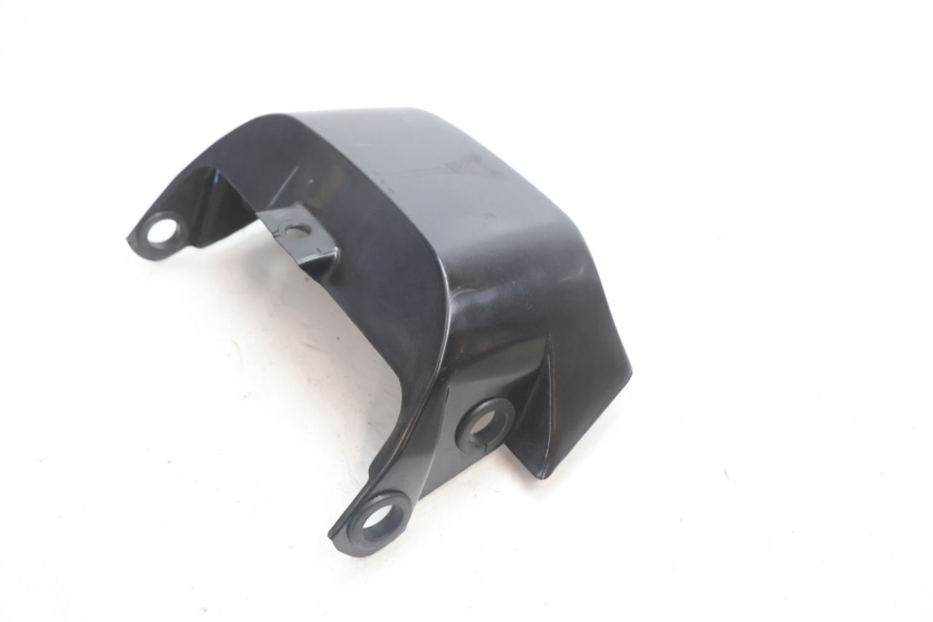 photo de REAR UPPER MIDDLE PANEL SUZUKI GSX F GSXF 750 (1988 - 1998) - Zoom on usage condition