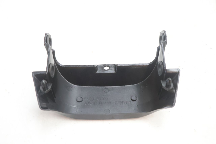 photo de REAR UPPER MIDDLE PANEL SUZUKI GSX F GSXF 750 (1988 - 1998) - Technical close-up
