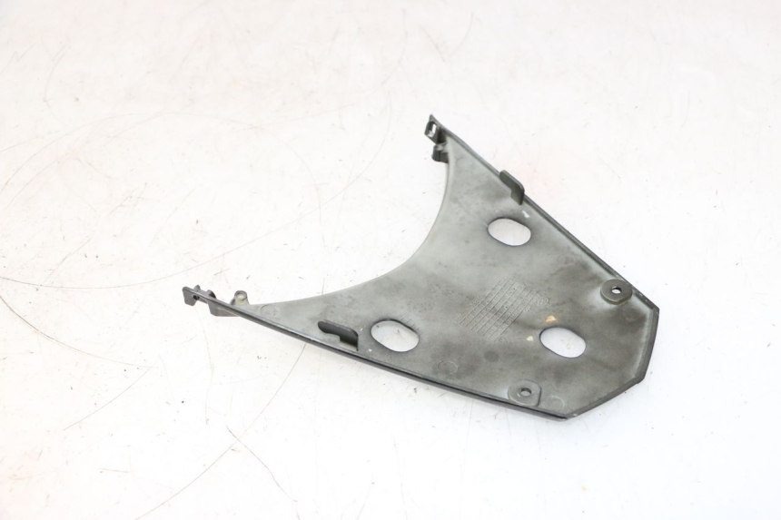 photo de REAR UPPER MIDDLE PANEL RIDE JUMP 2T 50 (2012 - 2017) - Zoom on usage condition