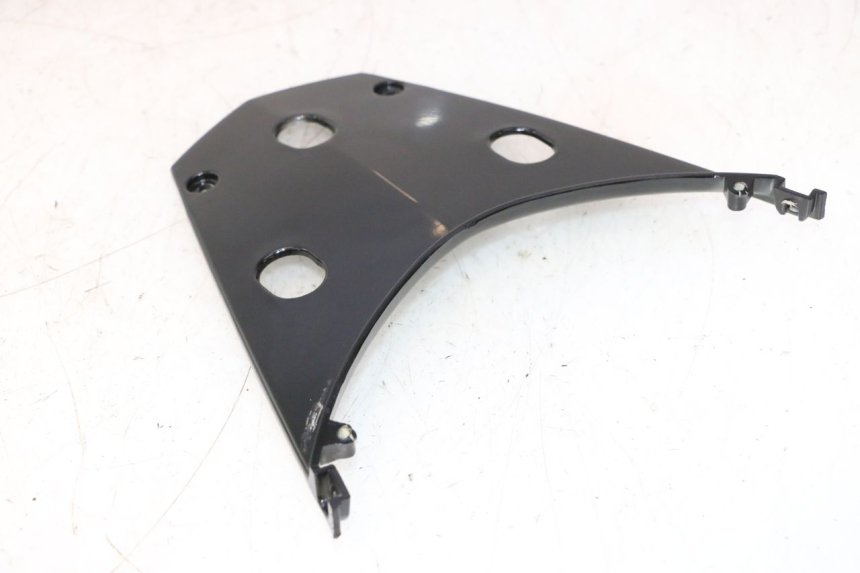photo de REAR UPPER MIDDLE PANEL RIDE JUMP 2T 50 (2012 - 2017) - Product overview