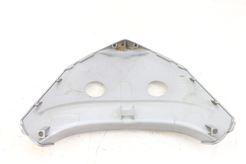 photo de UPPER REAR FAIRING JUNCTION KYMCO X-TOWN XTOWN 125 (2016 - 2021) - Alternative perspective