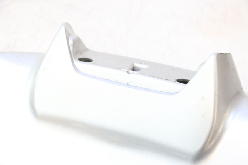 photo de REAR UPPER MIDDLE PANEL PIAGGIO MP3 LT 400 (2007 - 2012) - Zoom on usage condition