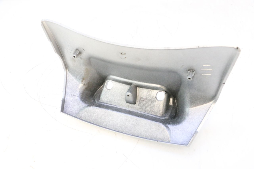 photo de REAR UPPER MIDDLE PANEL PIAGGIO MP3 LT 400 (2007 - 2012) - Product overview