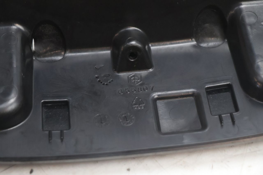 photo de REAR UPPER MIDDLE PANEL PIAGGIO MP3 500 (2011 - 2015) - Technical close-up