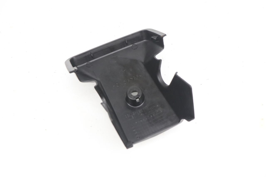 photo de REAR UPPER MIDDLE PANEL HONDA NPS ZOOMER 50 (2004 - 2013) - Component detail