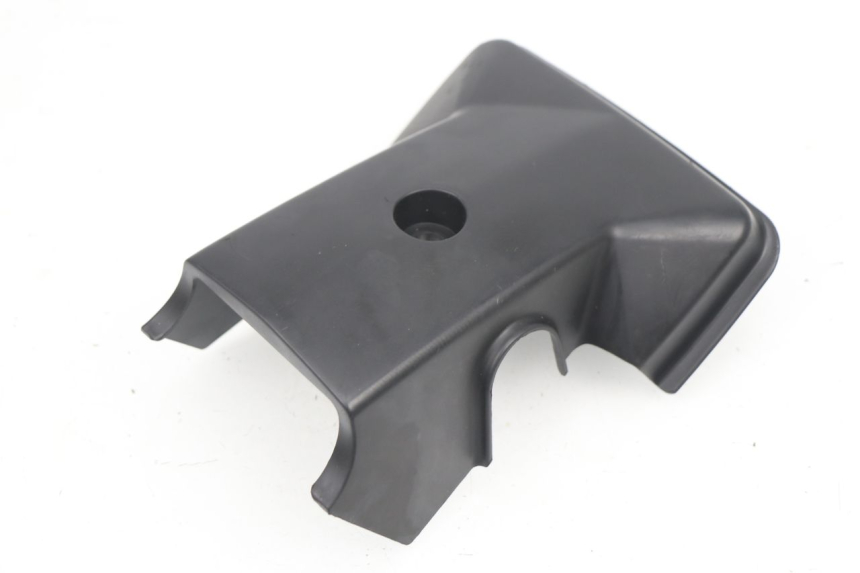 photo de REAR UPPER MIDDLE PANEL HONDA NPS ZOOMER 50 (2004 - 2013) - Zoom on usage condition