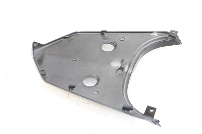 photo de UPPER REAR FAIRING JUNCTION SYM ORBIT III 3 4T 50 (2018 - 2021) - Zoom on usage condition