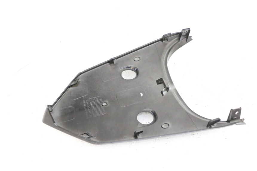 photo de UPPER REAR FAIRING JUNCTION SYM ORBIT III 3 4T 50 (2018 - 2021) - Zoom on usage condition