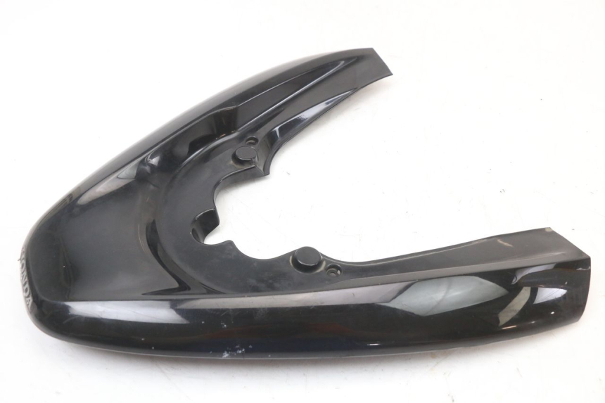 photo de REAR UPPER MIDDLE PANEL HONDA PCX (JF28) 125 (2009 - 2011) - Zoom on usage condition