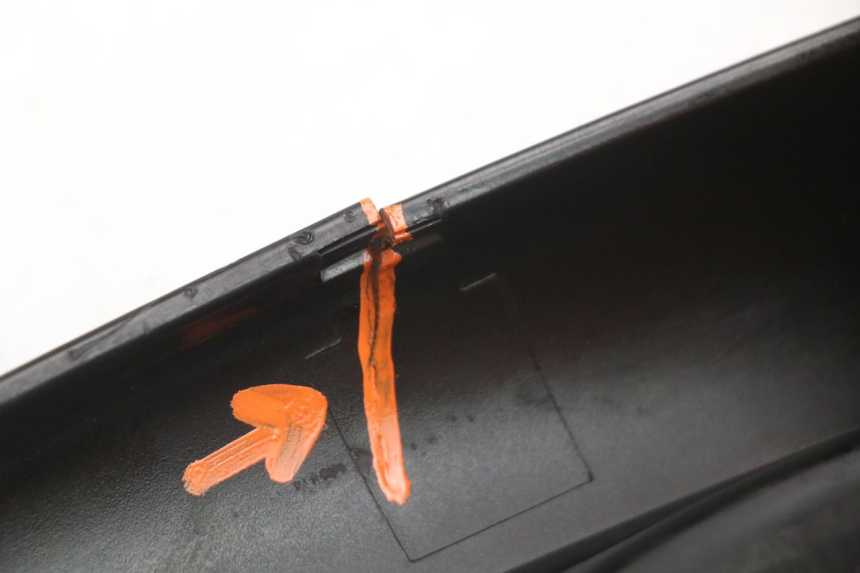 photo de REAR UPPER MIDDLE PANEL HONDA PCX (JF28) 125 (2009 - 2011) - Markings and original references