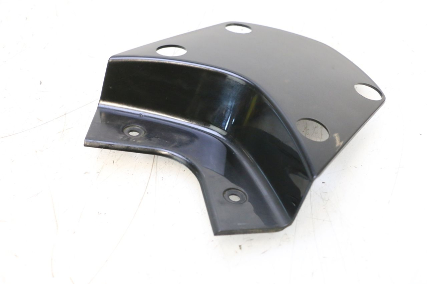 photo de REAR UPPER MIDDLE PANEL HONDA PCX (JF57/JF64) 125 (2014 - 2018) - Product overview