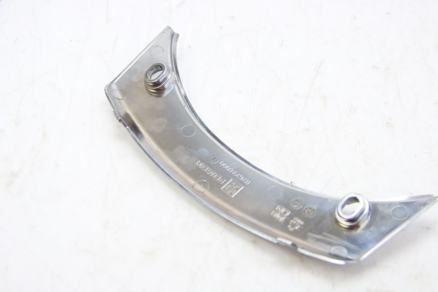 photo de UPPER REAR FAIRING JUNCTION PEUGEOT SATELIS 125 (2006 - 2009) - Fixing points details