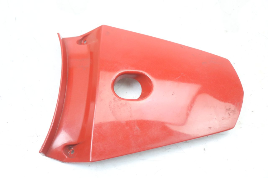 photo de REAR UPPER MIDDLE PANEL KYMCO SUPER 8 125 (2008 - 2015) - Zoom on usage condition