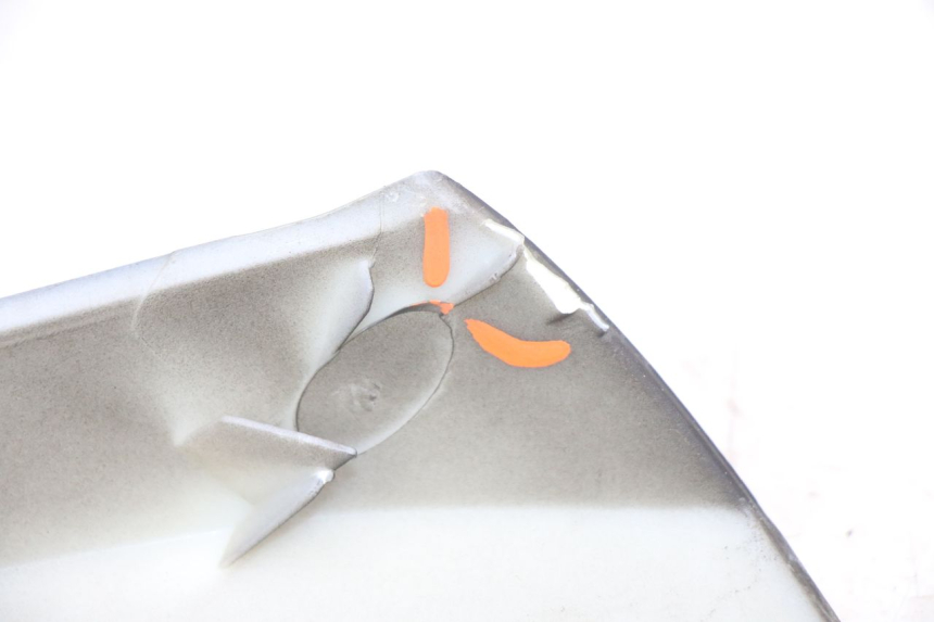 photo de UPPER REAR FAIRING JUNCTION APRILIA SXR 50 (2021 - 2023) - Technical close-up