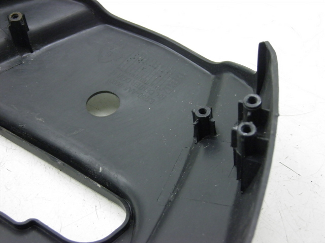 photo de REAR UPPER MIDDLE PANEL SYM ORBIT 2 4T 50 (2008 - 2017) - Technical close-up