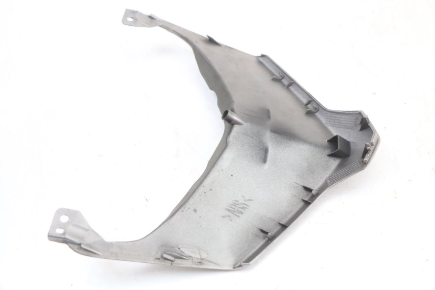 photo de UPPER REAR FAIRING JUNCTION YAMAHA XMAX X-MAX ABS 125 (2017 - 2020) - Product overview