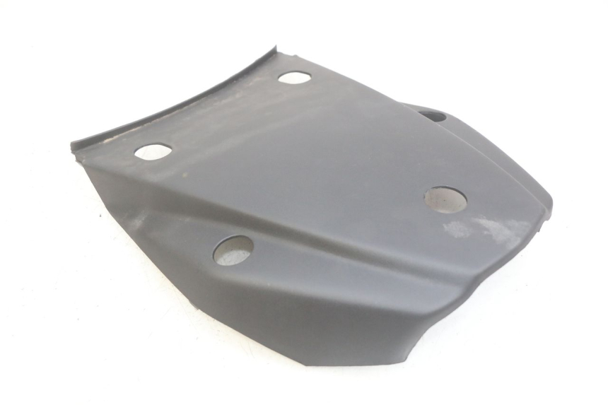 photo de UPPER REAR FAIRING JUNCTION SYM X-PRO 4T 50 (2014 - 2021) - Alternative perspective