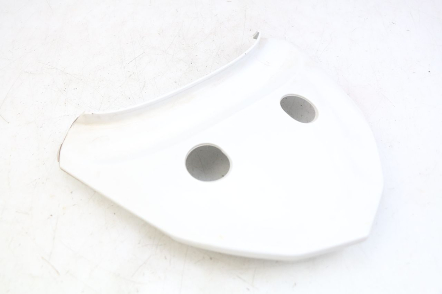 photo de UPPER REAR FAIRING JUNCTION KYMCO X-TOWN XTOWN 125 (2016 - 2021) - Alternative perspective
