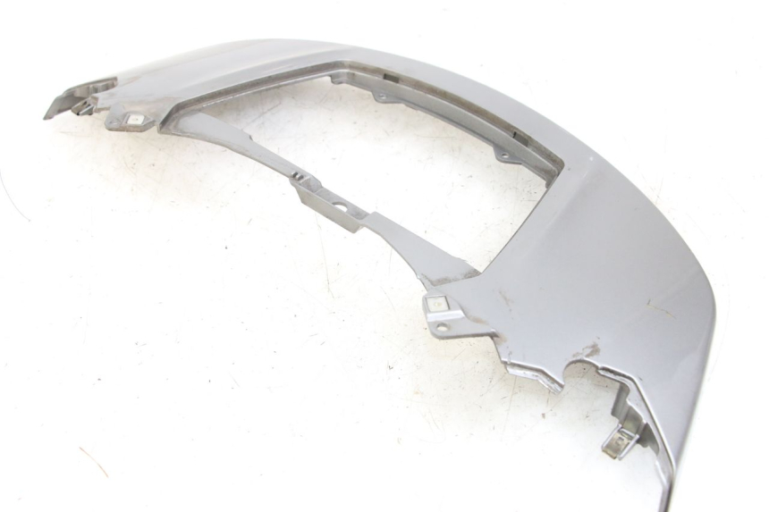 photo de UPPER REAR FAIRING JUNCTION PIAGGIO X10 125 (2012 - 2017) - Fixing points details