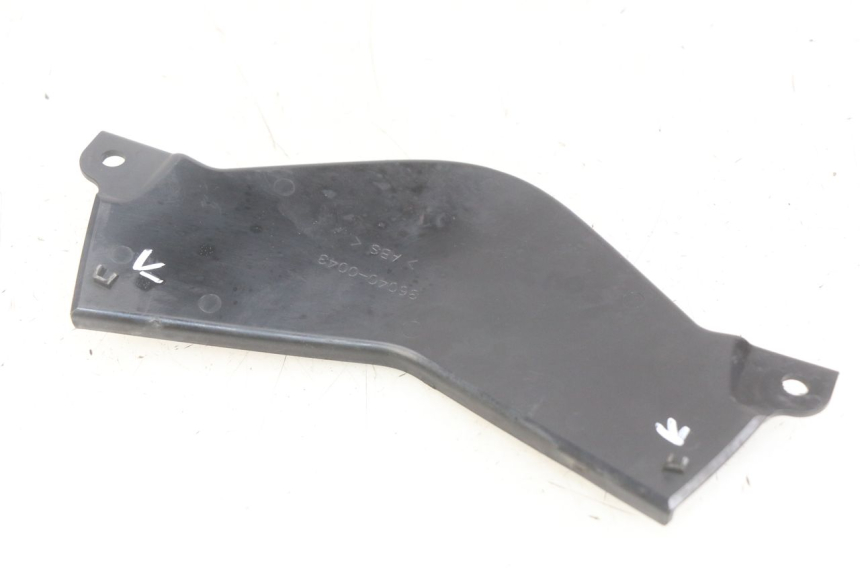 photo de UPPER REAR FAIRING JUNCTION KAWASAKI Z 750 (2007 - 2013) - Main view