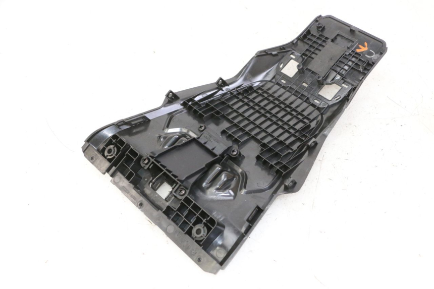 photo de REAR UPPER MIDDLE PANEL SEGWAY NINEBOT ZT3 PRO 1 - Additional view of the item